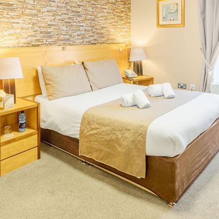 Kilmorey Arms Hotel Kilkeel Buitenkant foto