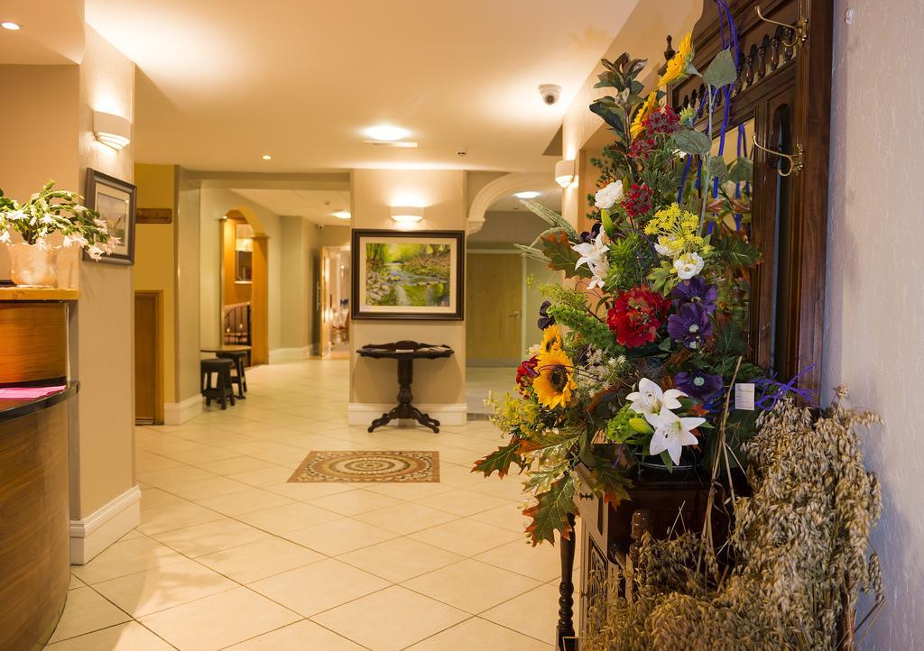 Kilmorey Arms Hotel Kilkeel Buitenkant foto
