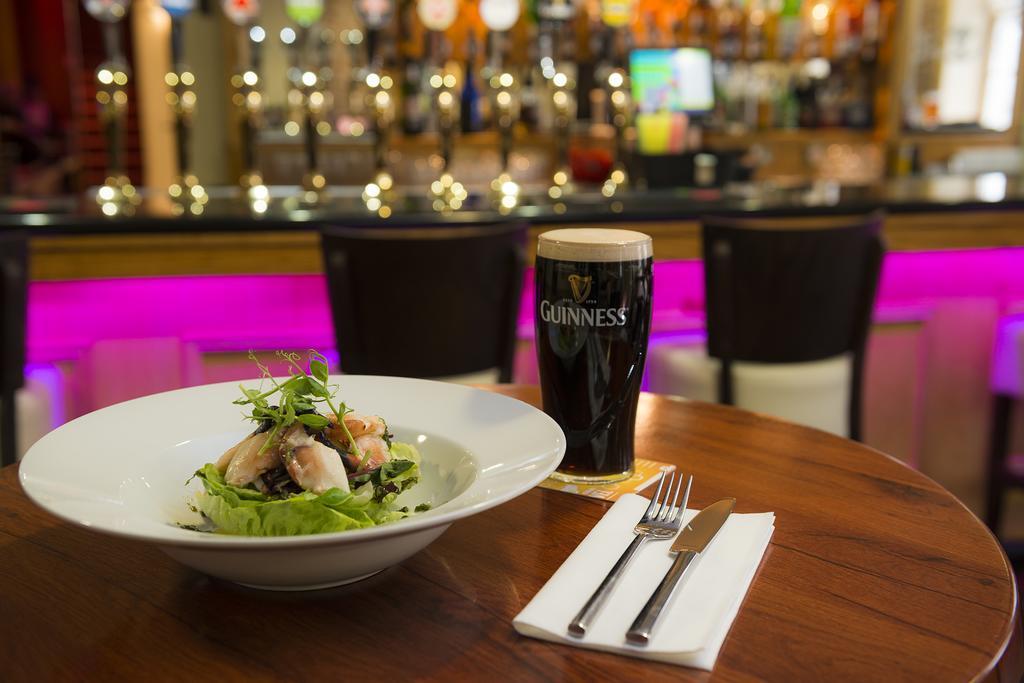 Kilmorey Arms Hotel Kilkeel Buitenkant foto