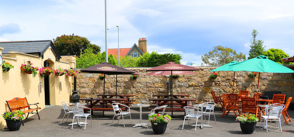 Kilmorey Arms Hotel Kilkeel Buitenkant foto