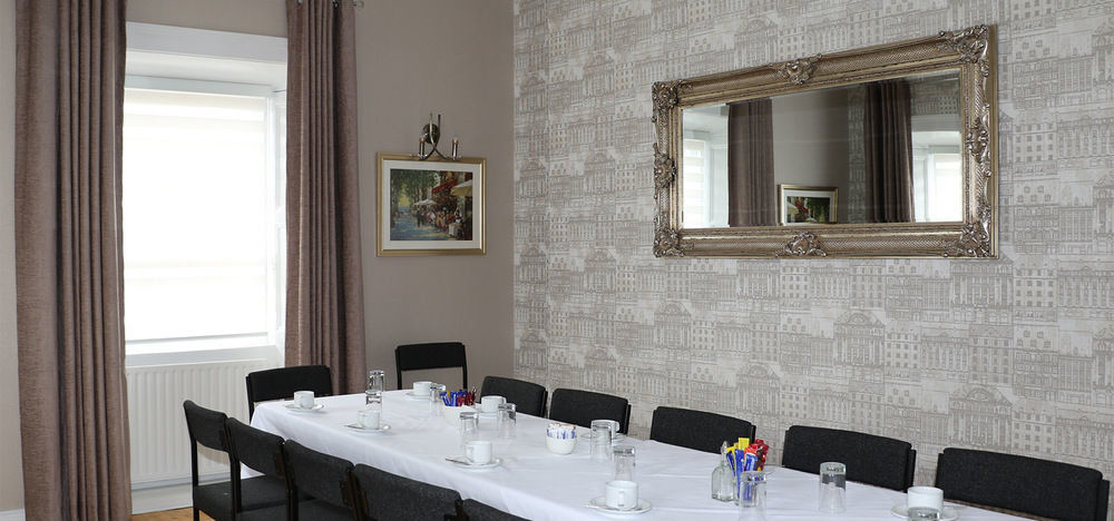 Kilmorey Arms Hotel Kilkeel Buitenkant foto
